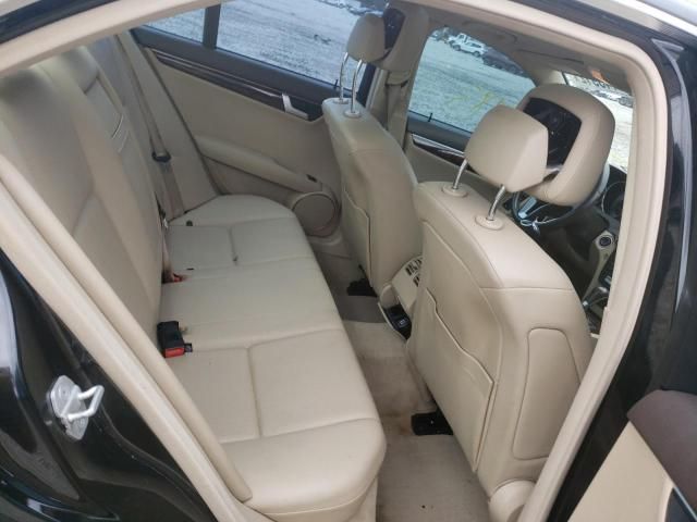 Mercedes-Benz C-Class • 2013 • 9 km 6