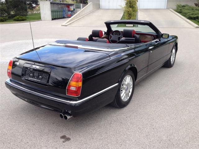 Bentley Azure • 1998 • 32,000 km 1