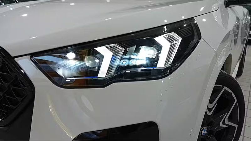 BMW X2 • 2024 • 13,176 km 3