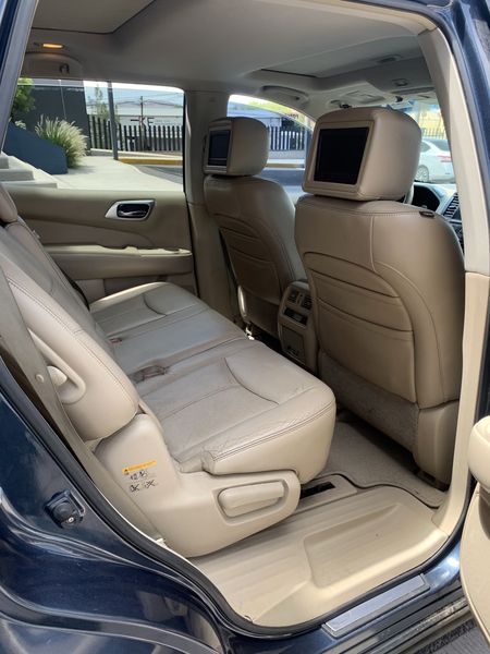 Nissan Pathfinder • 2013 • 93,800 km 5