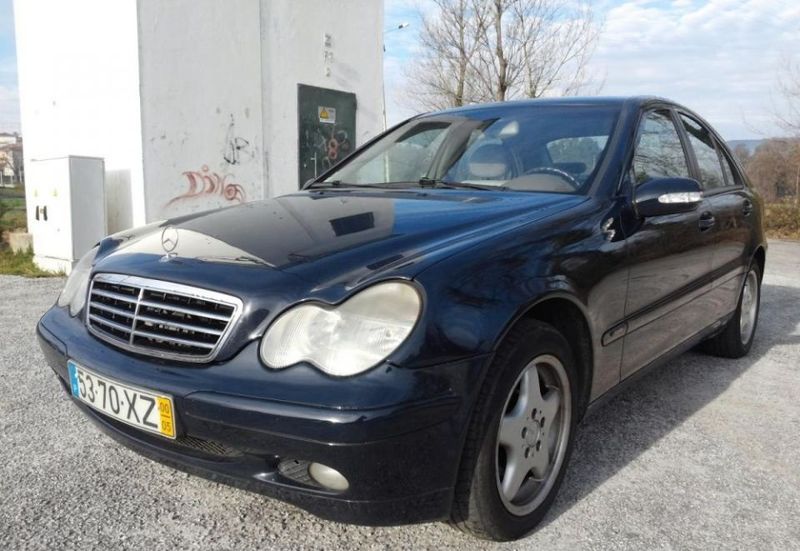 Mercedes-Benz C • 2000 • 159,000 km 1