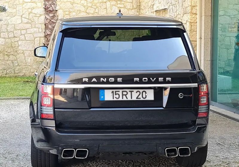 Land Rover Range Rover • 2016 • 179,750 km 1