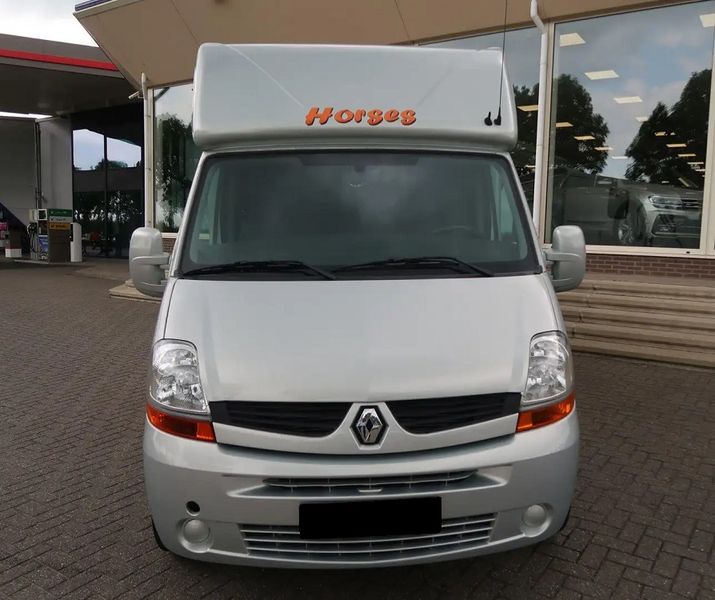 Renault Master • 2011 • 208,000 km 7
