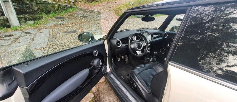 MINI Cooper Coupe • 2008 • 168,000 km 2