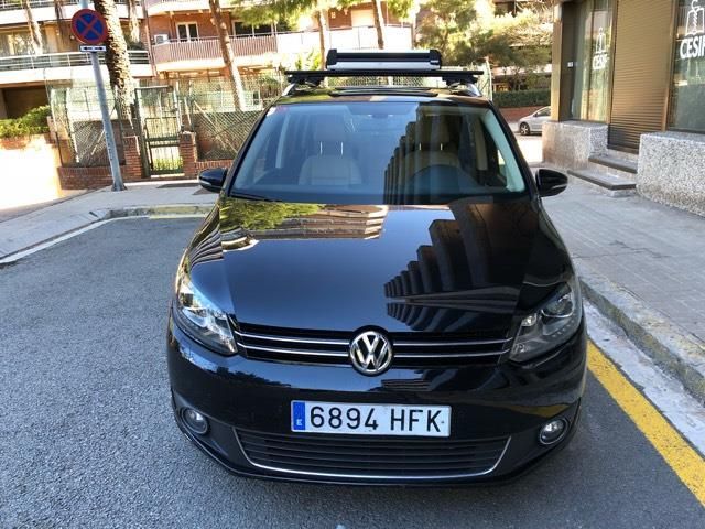 Volkswagen Touran • 2011 • 107,000 km 13