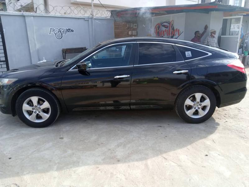 Honda Civic Tourer • 2010 • 5,000 km 4