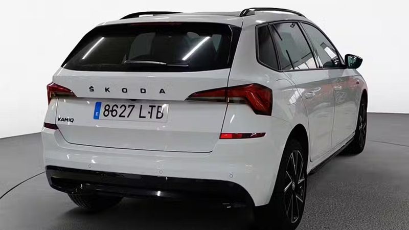 Škoda Rapid • 2021 • 48,046 km 11