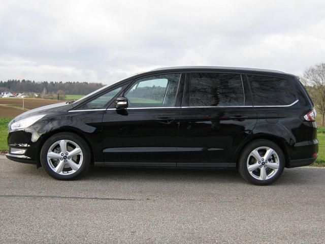 Ford Galaxy • 2017 • 134,900 km 4