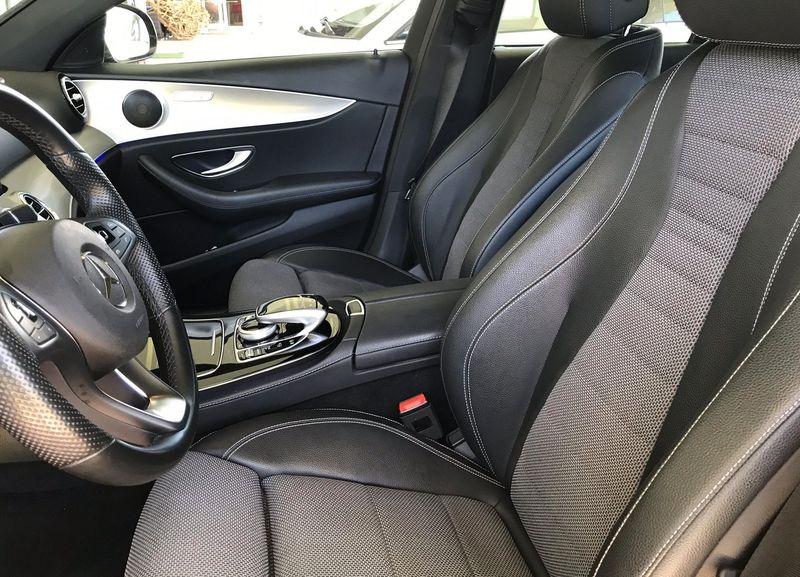 Mercedes-Benz E-320 • 2016 • 89,999 km 5