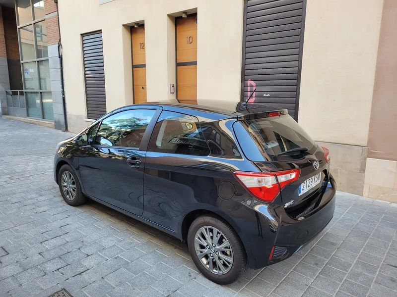 Toyota Yaris • 2019 • 28,050 km 5