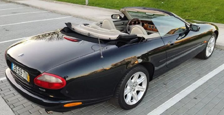 Jaguar XK • 1998 • 73,000 km 5