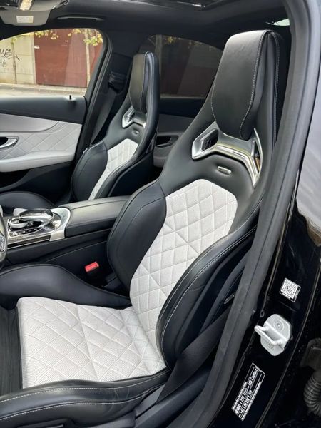 Mercedes-Benz C-Class • 2015 • 129,000 km 10