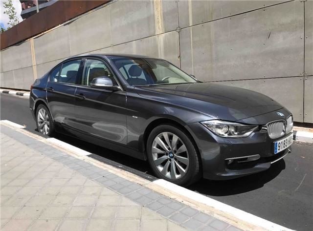 BMW 3 Series • 2012 • 189,800 km 1