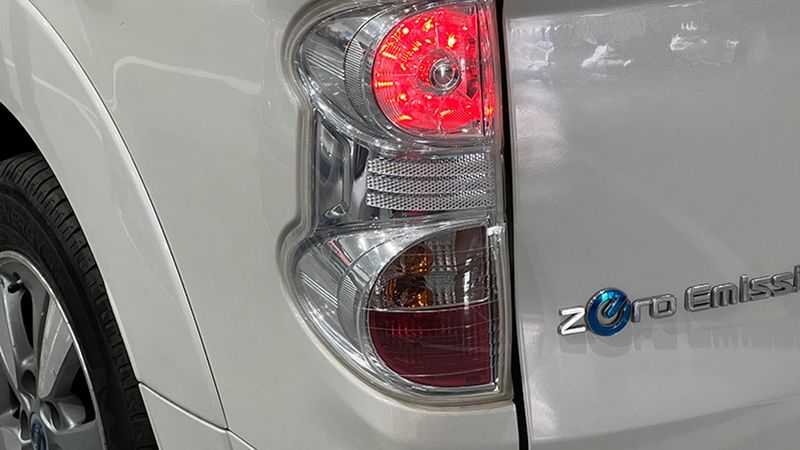 Nissan e-NV200 • 2015 • 98,817 km 5