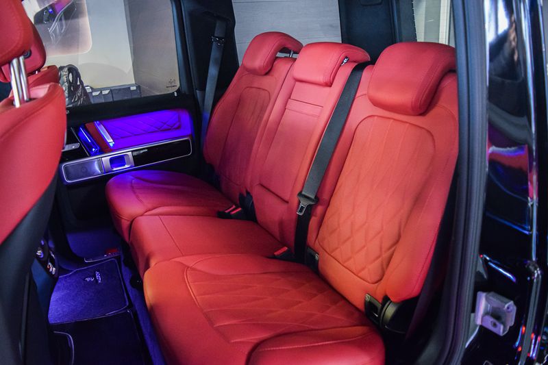 Mercedes-Benz G-Class • 2024 • 10 km 6