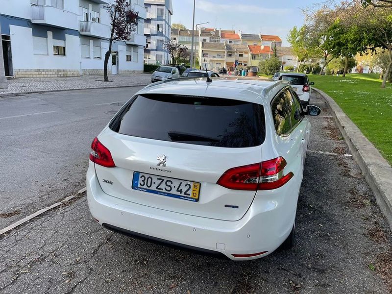 Peugeot 308 • 2017 • 89,000 km 6