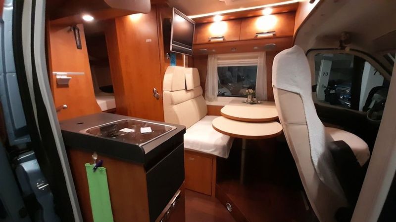 Fiat Ducato • 2016 • 75,000 km 6