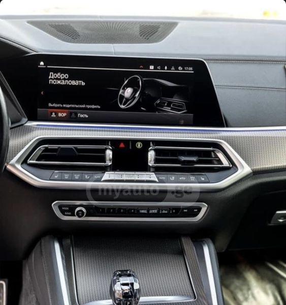 BMW X6 • 2021 • 17,000 km 3