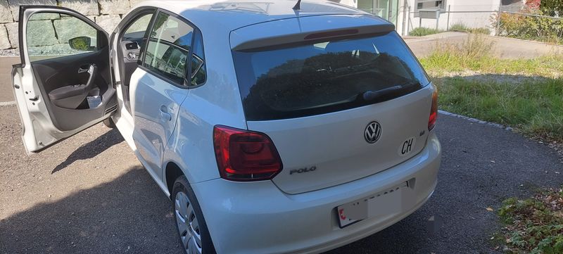 Volkswagen Polo • 2011 • 75,000 km 1