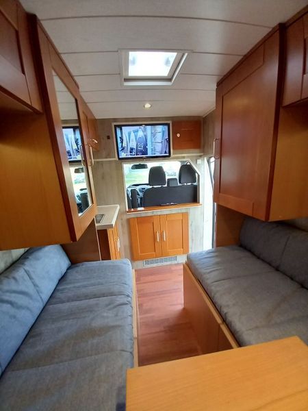 Ford Transit • 2017 • 150 km 3