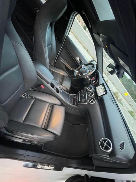 Mercedes-Benz A-Class • 2018 • 85,000 km 5