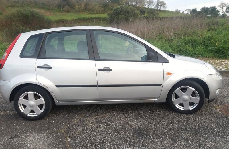 Ford Fiesta • 2002 • 190,000 km 2