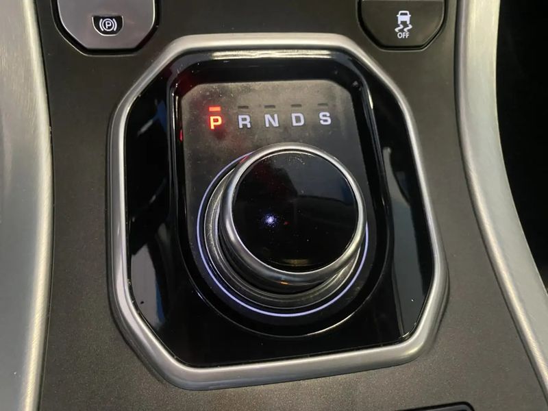 Land Rover Range Rover Evoque • 2018 • 110,000 km 9
