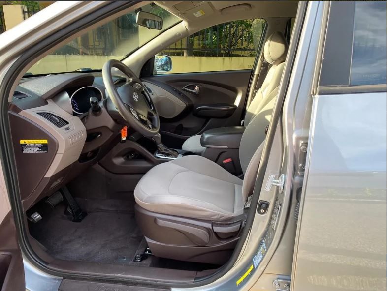 Hyundai Santa Fe • 2015 • 110,000 km 8