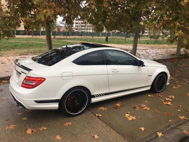 Mercedes-Benz C Sportcoupé • 2011 • 76,245 km 1