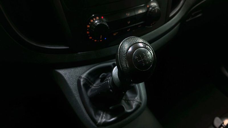 Mercedes-Benz Sprinter • 2018 • 115,000 km 6