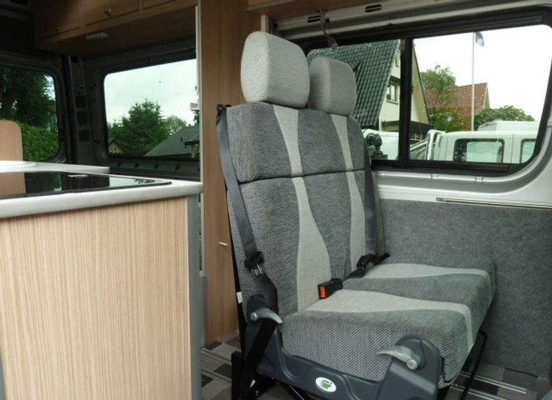 Volkswagen Crafter • 2013 • 97,200 km 5
