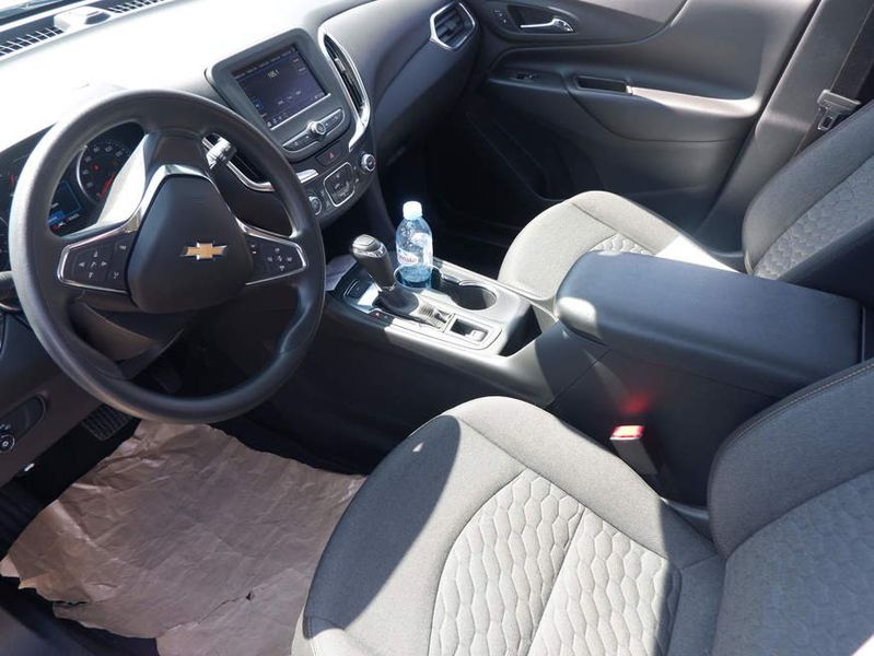 Chevrolet Equinox • 2021 • 25,000 mi 9