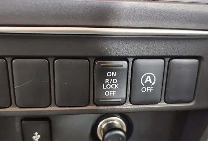 Mitsubishi L200 • 2022 • 32,000 km 3