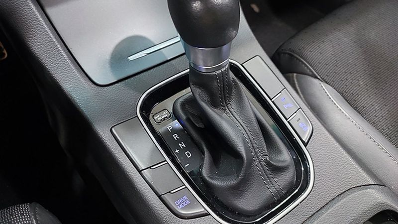 Hyundai i30 • 2018 • 125,313 km 4