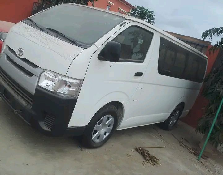 Toyota Hiace • 2016 • 56 km 1
