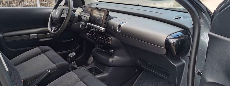 Citroën C4 • 2016 • 19,999 km 5