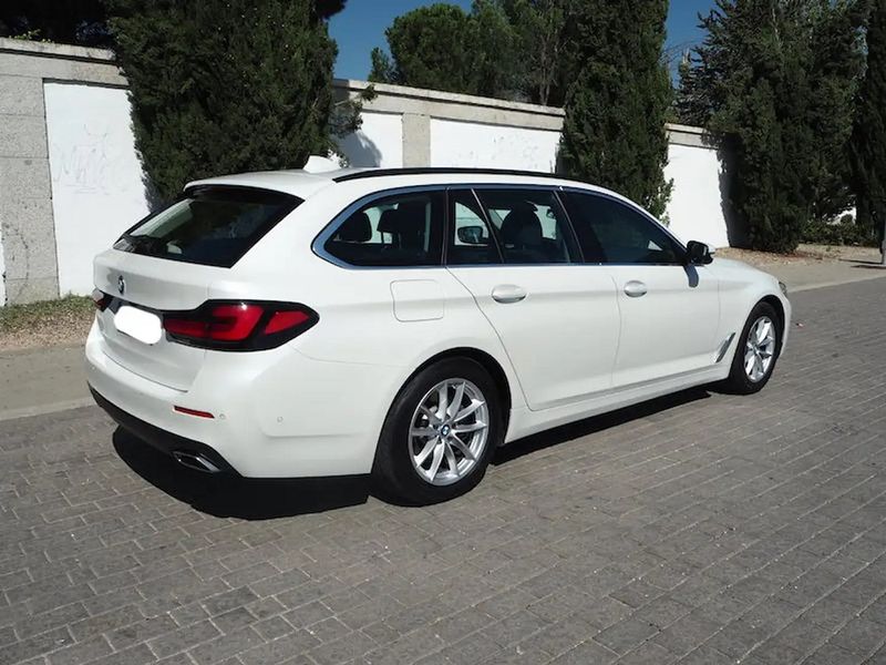 BMW 520D • 2021 • 94,000 km 7