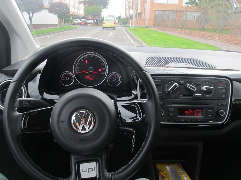 Volkswagen Vento • 2017 • 100,000 km 7