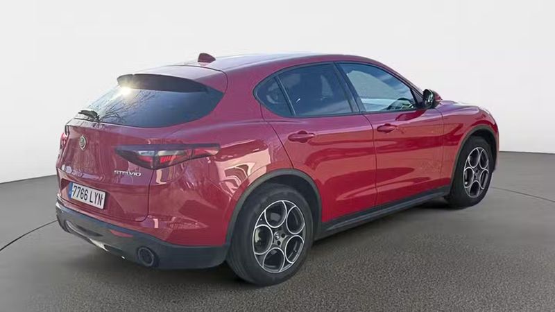Alfa Romeo Stelvio • 2022 • 66,343 km 2