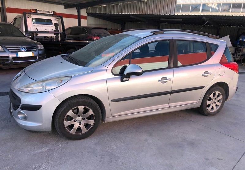 Peugeot 207 • 2007 • 119,000 km 3