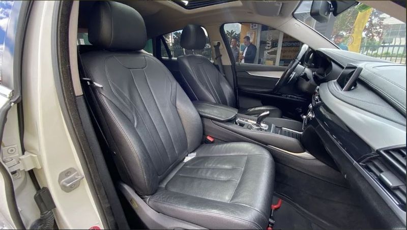 BMW X6 • 2015 • 110,000 km 7