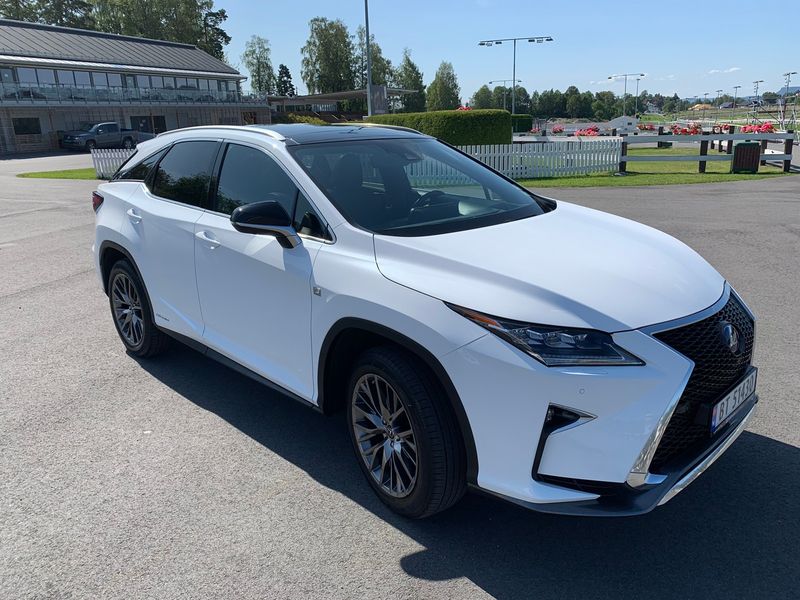 Lexus RX 450h • 2016 • 55,600 km 2