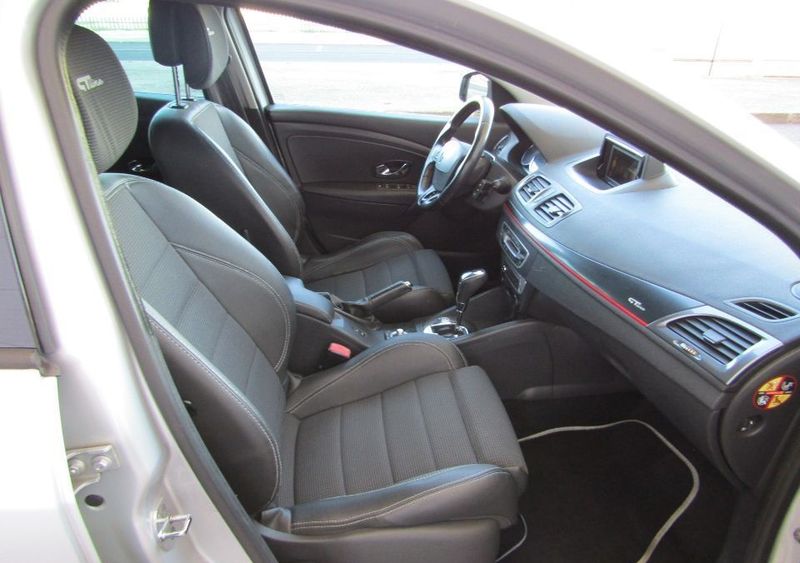 Renault Mégane • 2013 • 140,000 km 10