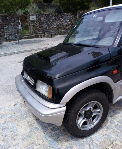 Suzuki Vitara • 1999 • 249,999 km 1