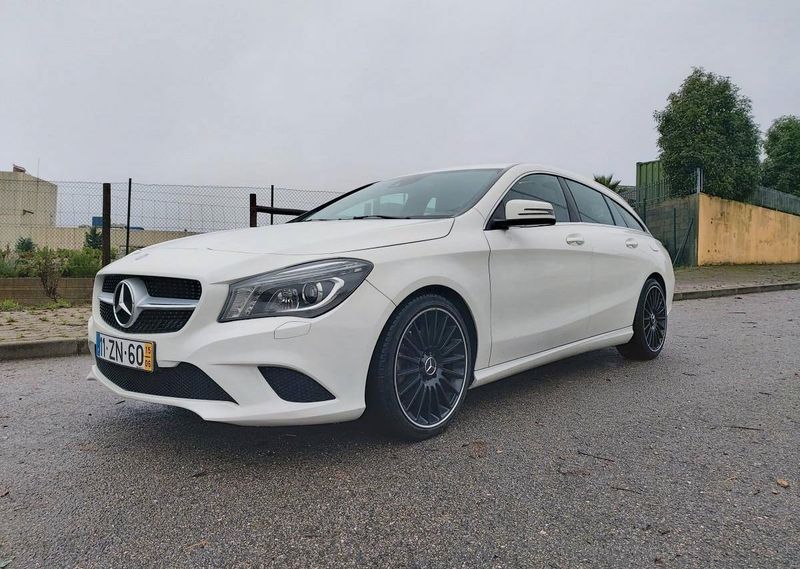 Mercedes-Benz 230 - 300 CE Coupé • 2015 • 130,000 km 1