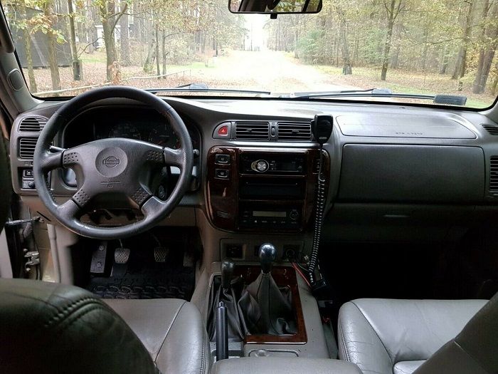 Nissan Patrol GR • 1999 • 252,000 km 6