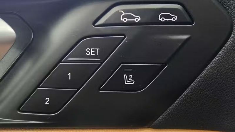 BMW X6 • 2021 • 89,136 km 7