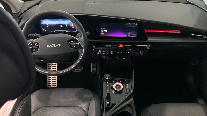 Kia Niro EV • 2023 • 27,800 km 4