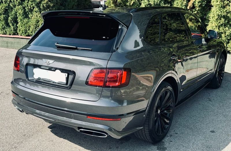 Bentley Bentayga • 2020 • 76,000 km 7