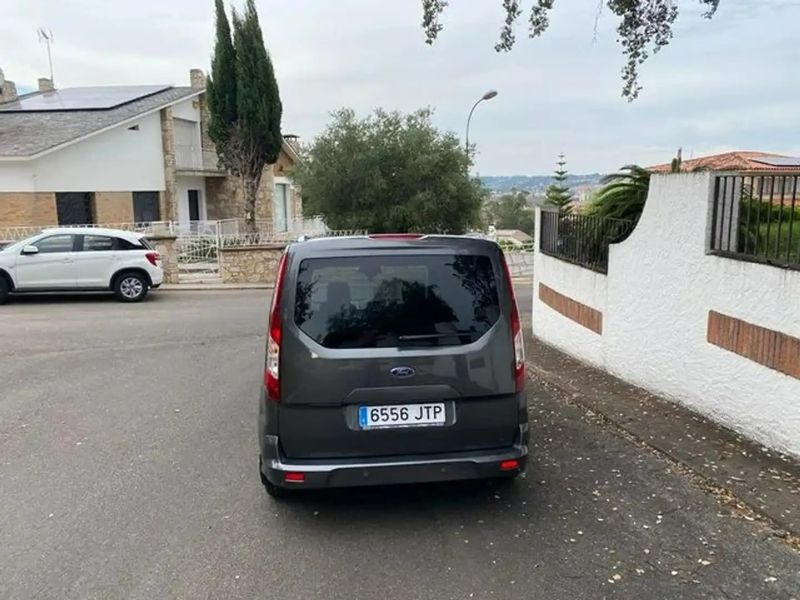 Ford Tourneo Connect • 2016 • 70,000 km 3